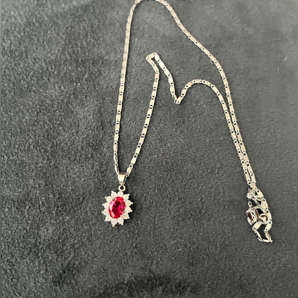 Ruby Crystal Set - Picture 4 of 10